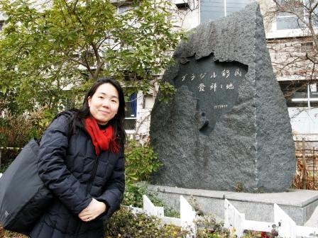 Aurea Tanaka in front of the former Kobe Emigration Center, where Japanese who were about to emigrate to Brazil spent a couple of days before boarding in early 1900s.
