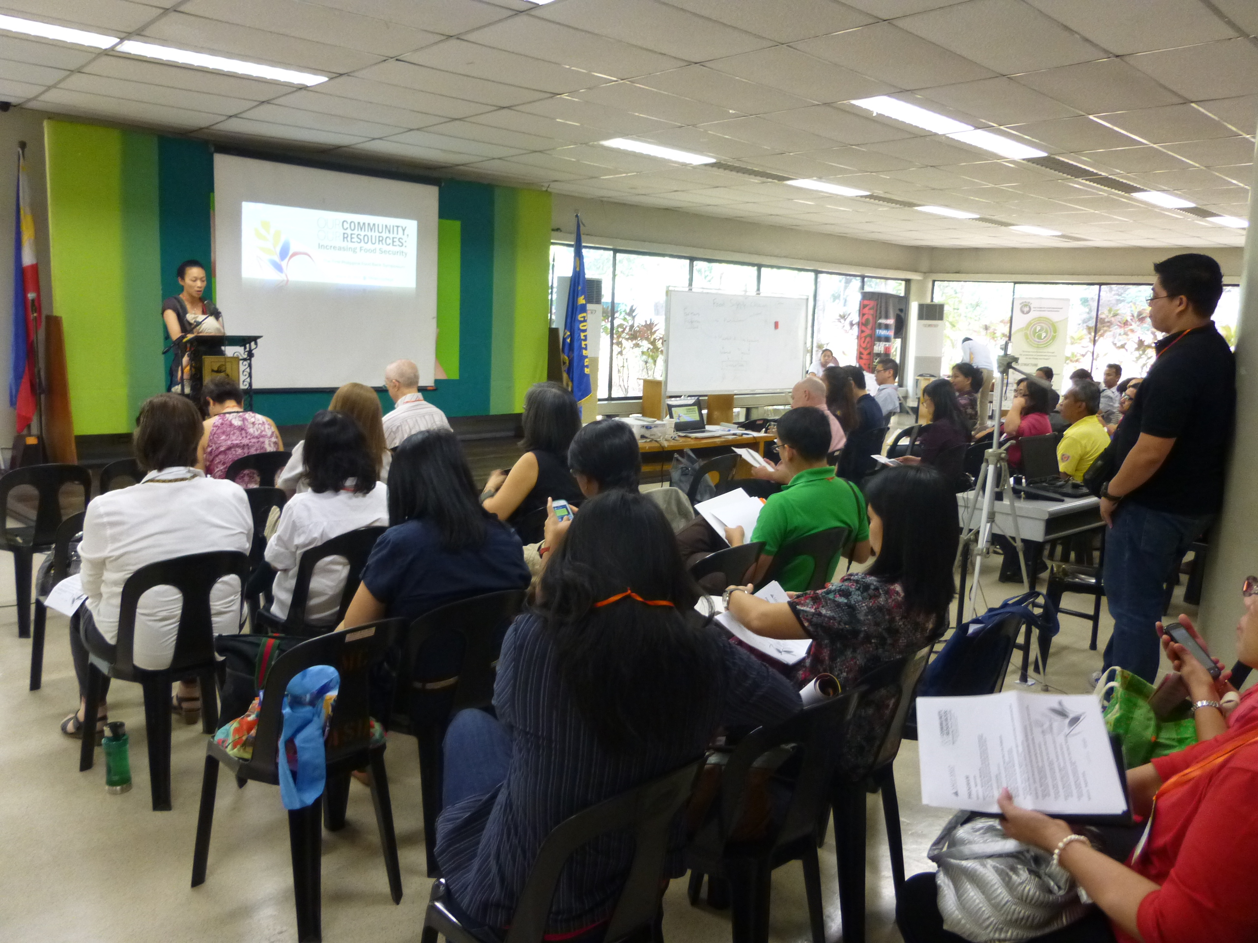 Food Bank Symposium in the Philippines (March 2014, Sylff Leadership Initiatives)