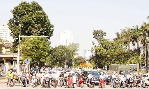  The new traffic in Hanoi (photo by Huong Nguyen)
